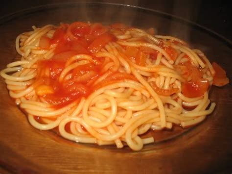Spaghetti au jus de tomate
