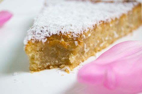 Maria panzer / einfach backen. Vegan backen: Saftiger Kokoskuchen mit Apfelmus | Glowing ...