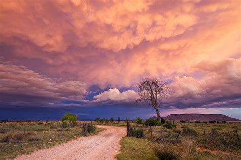 Stormy Road Farm Stay Road Big Sky