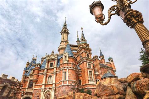 Shanghai Disneyland Park Gravity Hotels And Resorts