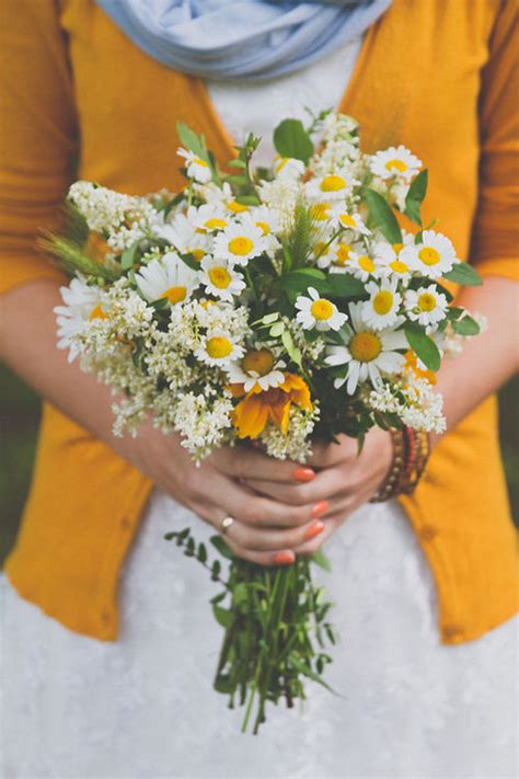 30pcs/bunch dried flowers bouquets mini daisy small home decor star wedding f6b4. Bouquet Of Daisies Pictures, Photos, and Images for ...