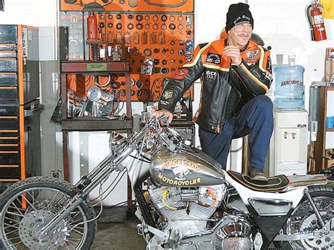 Enjoy your full movie in hd quality!! restless one: Harley Davidson & The Marlboro Man