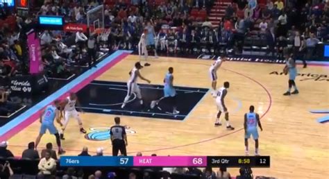 820 x 472 jpeg 186 кб. Ben Simmons défend comme si c'était lui en attaque : où ...
