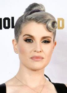Jack and kelly osbourne were thrust into the reality tv limelightcredit: Kelly Osbourne Bio, Age, Career, Boyfriend, Award, Net ...