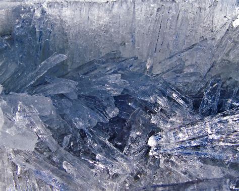 44 Ice Crystal Wallpaper On Wallpapersafari