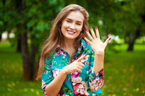 Happy Beautiful Woman Showing Her Engagement Ring Stock Image Image Of Betrothed Park 99545609