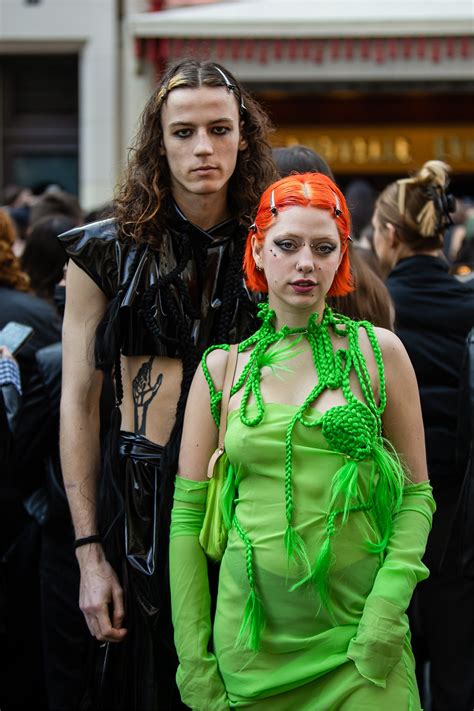 Best Street Style Looks Paris Fashion Week Fw22 Hypebae