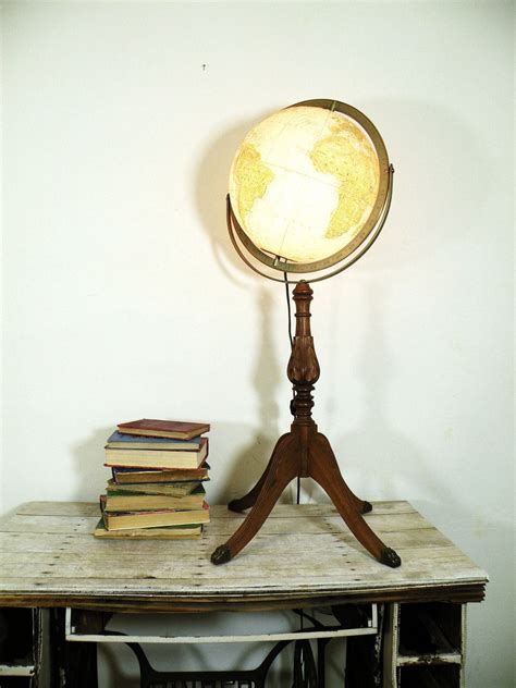 Vintage Globe Lamp I Absolutely Need This In My Life Vintage