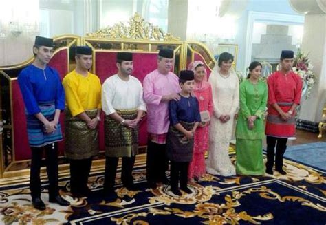 See more of anak johor sayang sultan on facebook. Tunku Mahkota Johor selamat menjalani istiadat pernikah ...