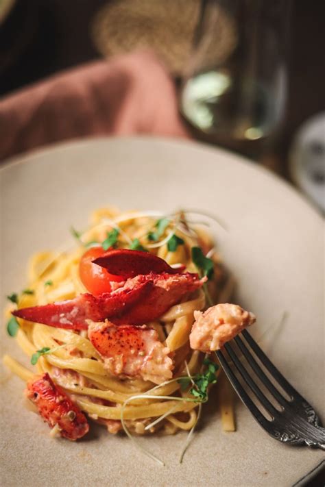 Lobster Pasta With Champagne Cream Sauce