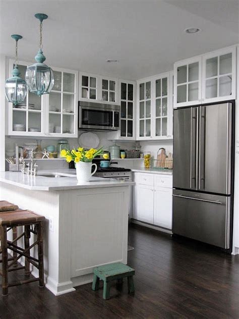 A peppy kitchen cabinet design for small kitchens. 43 Extremely creative small kitchen design ideas