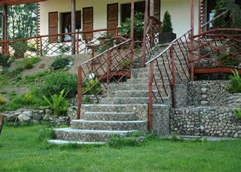How to build stair railing. outside handrail ideas | Wooden Handrails Ideas : Wooden Handrails For Outdoor Cement Steps ...