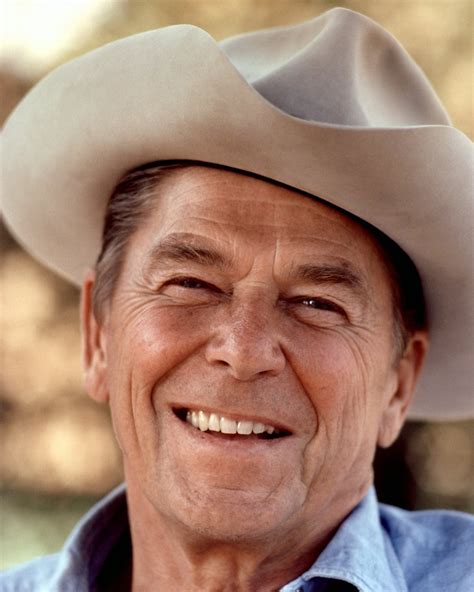 Ronald Reagan Wears A Cowboy Hat In 1976 Great Picture 8x10 Photo