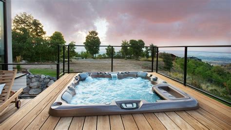 Best Hot Tubs 2020 Find Top Rated Hot Tub Brands At The Right Price For You Top Ten Reviews