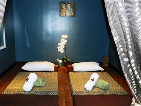 traditional thai massage room yelp
