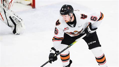 Luke Prokop An Nhl Prospect Announces Hes Gay The New York Times