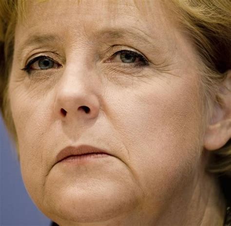 Ddr Geschichte Ostpolitiker Kritisiert Merkel Besuch Im Stasi Archiv