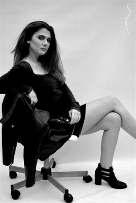 Zoe Parker A Model From United Kingdom Model Management