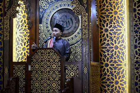 Peringatan Nuzulul Quran Di Masjid Al Akbar Ustaz Taqy Malik Ingatkan
