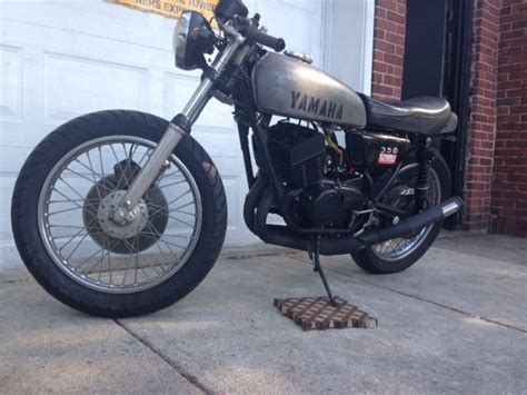 1975 YAMAHA RD350 CAFE STYLE FULLY REBUILT TONS OF PARTS