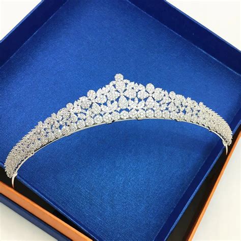 Micro Paved Cubic Zircon Tiara Clover Full Zirconia Crown Wedding Hair