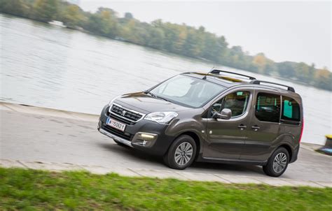 001 2015 Peugeot Partner Tepee Outdoor 1 6 Blue HDi 120 Test Drive