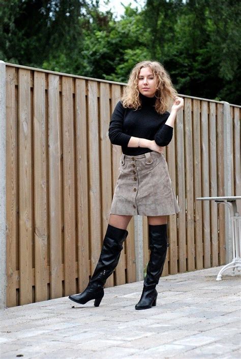 leather skirt like a fashionchick sexy boots celebrity boots boots