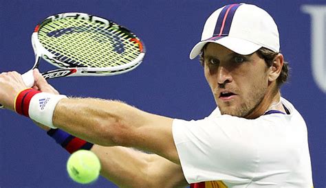 Tennis statistics with all the relevant information about upcoming match. Zverev und Struff souverän weiter · tennisnet.com