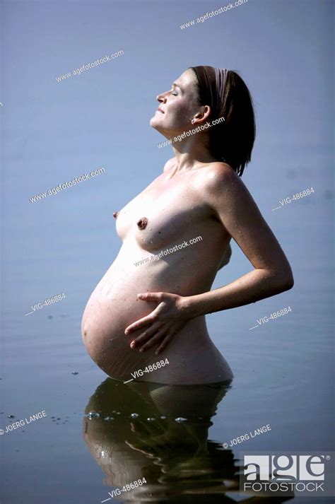 Blue Pregnant Lady Naked Sex Pictures Pass