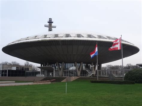 Eindhoven Evoluon The Evoluon Is A Conference Centre And Flickr