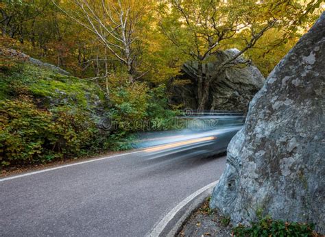 Narrow Road In Smugglers Notch Near Stowe In Vermont Stock Photo