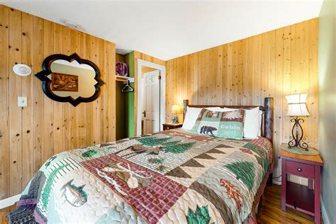 New Hampshire Vacation Rentals, Cabin Rentals | Vacasa