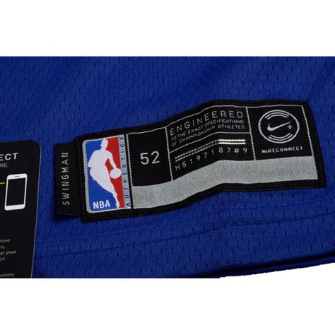 Warriors guard klay thompson had his collegiate no. Klay Thompson Signed Warriors Jersey (Fanatics) | Pristine ...