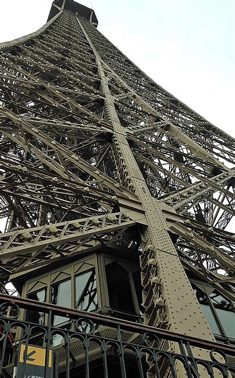 Gambar Arsitektur Menara Eiffel Paris Perancis Tengara Minat