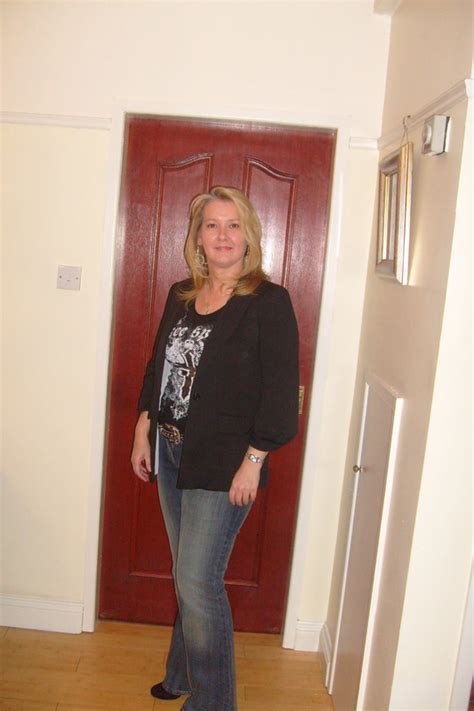 Oceansdeep1965 53 From Sheffield Is A Local Granny Looking For Casual