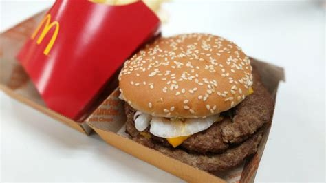 Mcdonalds Ditching Frozen Patties For Fresh Beef On Quarter Pounder