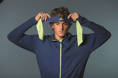 Stefanos Tsitsipas im Porträt: Der Aufsteiger - tennis MAGAZIN