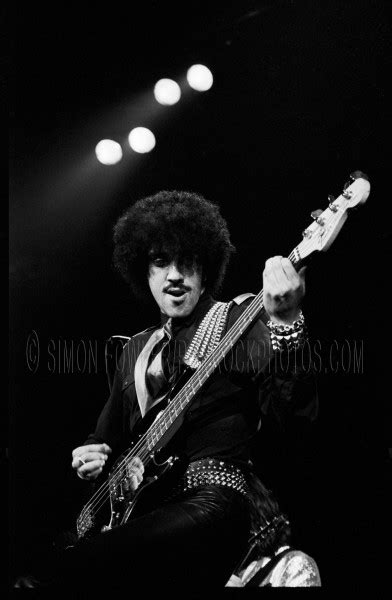 Thin Lizzy Phil Lynott 2 Pop Rock Photos