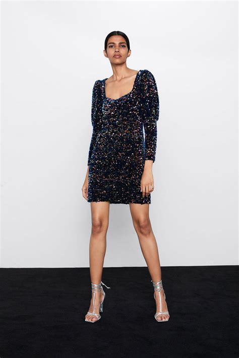 15 Vestidos De Fiesta De Lentejuelas Para Navidad 2019 20 En Zara Bershka