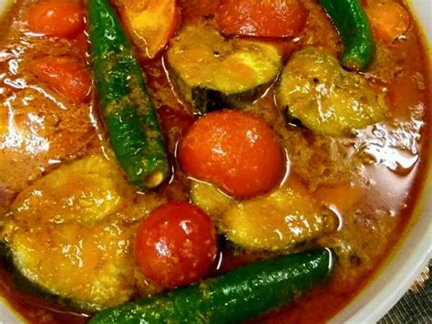 Maybe you would like to learn more about one of these? Gulai Ikan Tenggiri Merah Menyala Memang Tergoda Nafsu ...