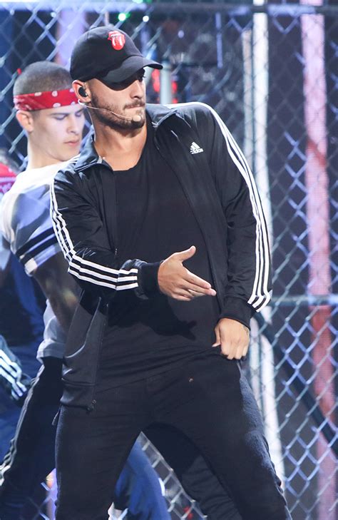 The latest tweets from @maluma Premios Juventud 2016 Rehearsal Photos: See Anahi, CNCO ...