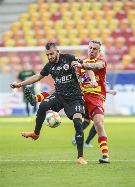 The latest tweets from @jagiellonia1920 Jagiellonia_Białystok_ŁKS_Łódź_PKO_Ekstraklasa_10 | ŁKS ...