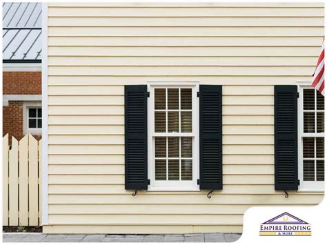 The commercial vinyl siding cleaners are great, but household dishwashing liquid mixed with water is just as good. Vinyl Siding Cleaning Tips for Spring