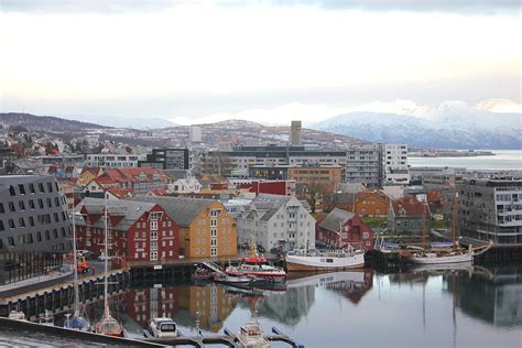 Tromso 1080p 2k 4k 5k Hd Wallpapers Free Download Wallpaper Flare