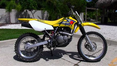 Built around a time proven chassis and engine package. 2006 Suzuki DR-Z125L - Moto.ZombDrive.COM