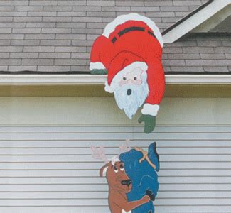 Diy christmas lawn decorated with plywood ornaments. Reindeer & Sleighs - Helpful Reindeer Woodcrafting Pattern