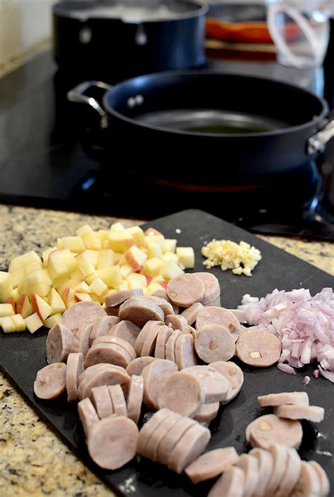 Making sausages at home does not have to be complicated. Sweet Apple Chicken Sausage Pasta (20 Minute Meal) - Iowa Girl Eats