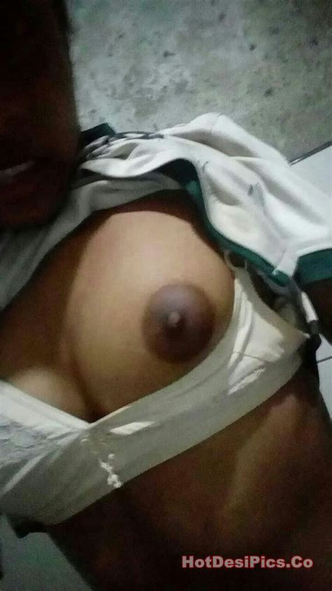 Desi Tamil Girl Ke Leaked Nude Selfies Indian Nude Girls