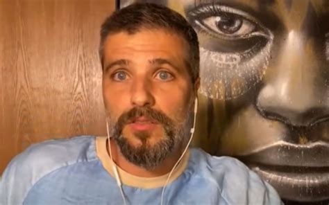 398 likes · 1 talking about this · 26 were here. Bruno Gagliasso dá aula de antirracismo sem desrespeitar o ...