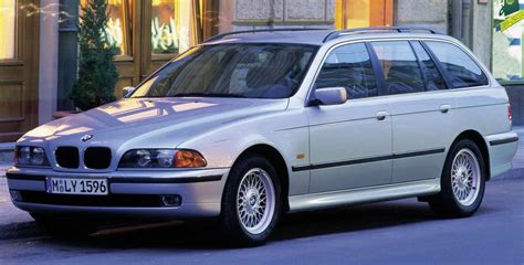 BMW 520i Touring E39 Automatic (1997 - 2000) specs: speed ...